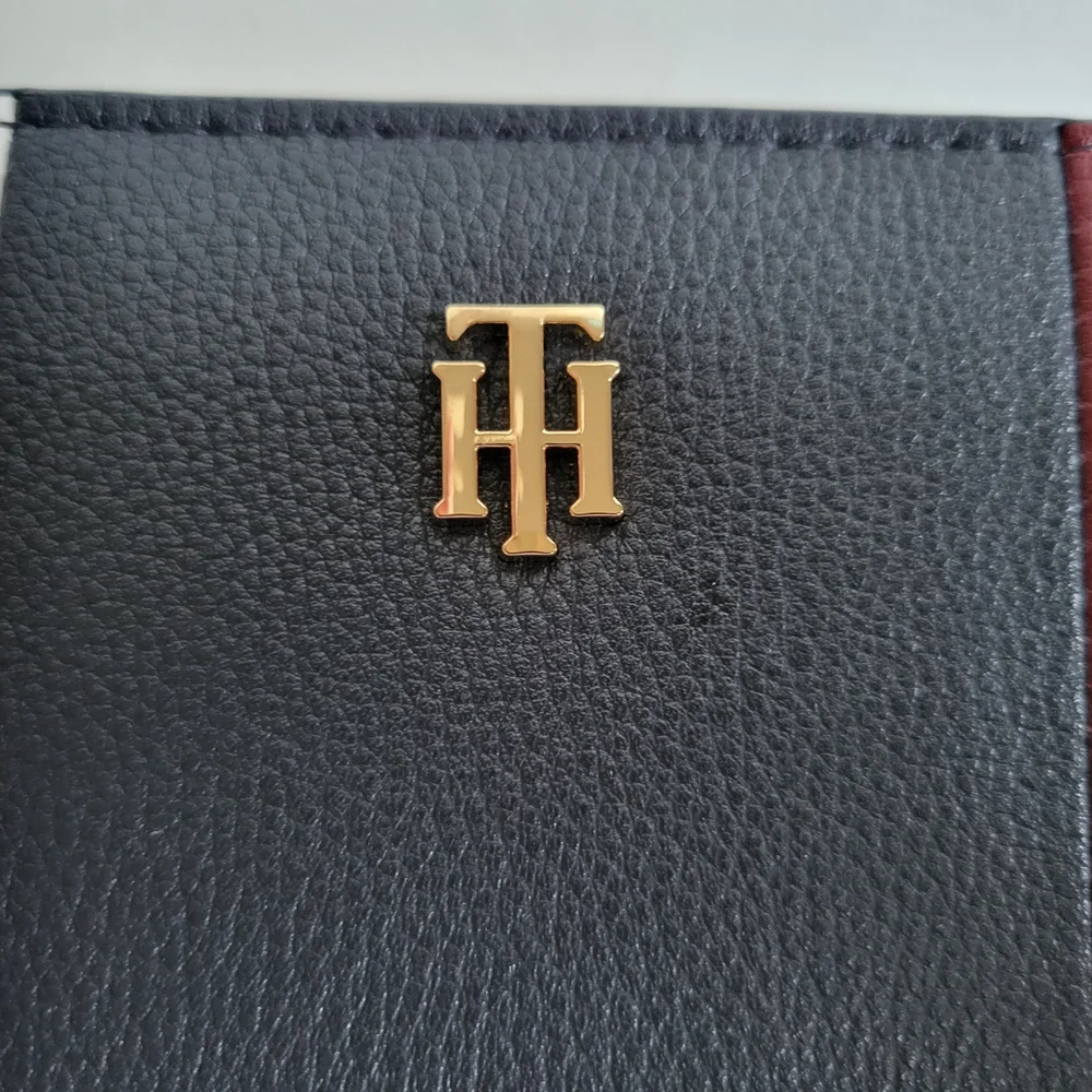 Tommy Hilfiger Navy Wallet with Red and White Stripes - Picture 2 of 7